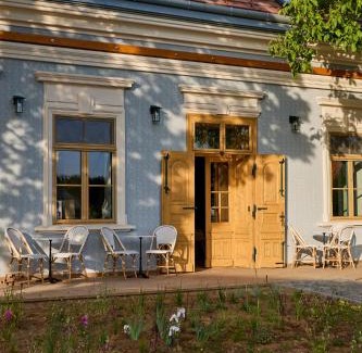 Monoszlo Bed & Breakfast | Icce Borbirtok - Wine, Dine & Rest