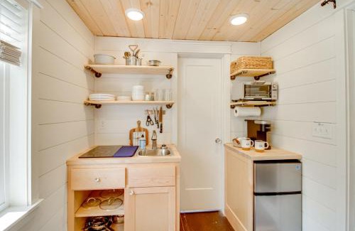 Northeast Itasca Apartment | Ice Fishing on South Fork Lake Nashwauk Studio!