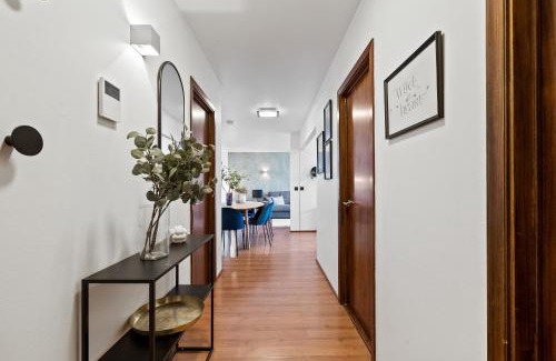 Haaleiti Apartment | Icelands Biggest Mall at 8 Minute walk - Free parking