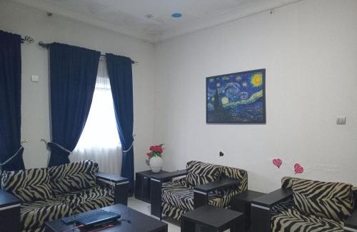 Jos House | Iceless Homestay Guest Suite, close to ALPS, Rayfield, Jos