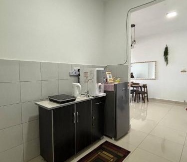 Batu Buruk Apartment | Icon Residence Premium Condo