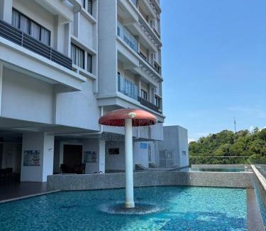 Batu Buruk Apartment | Icon Residence Premium Condo