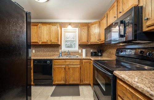 Morrilton House | Idas Ideal Homestead cozy 3Bed1Bath perfect for Work Stay or Family Vacay