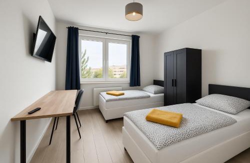 Nietleben Apartment | Ideal für Monteure. 3 Zimmer Apartment mit Küche, Waschmaschine, WiFi usw. .