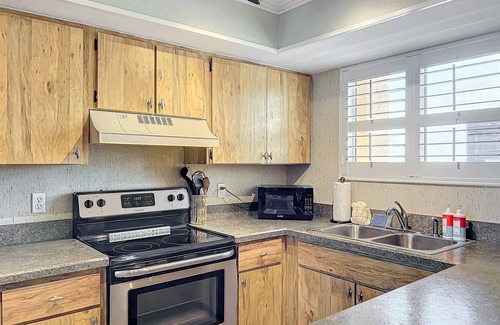 New Smyrna Beach Condo | Ideal Family Friendly Beach Vacay. Beachfront & Steps to Flagler Ave