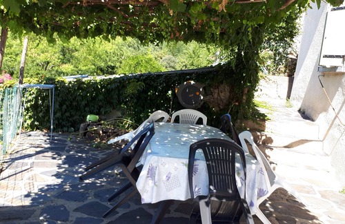 Saumane Apartment | Ideal for a family of 5.