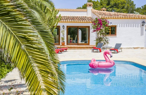 Javea Villa | Ideal for Families South facing private garden and pool with gym Wifi & A/C
