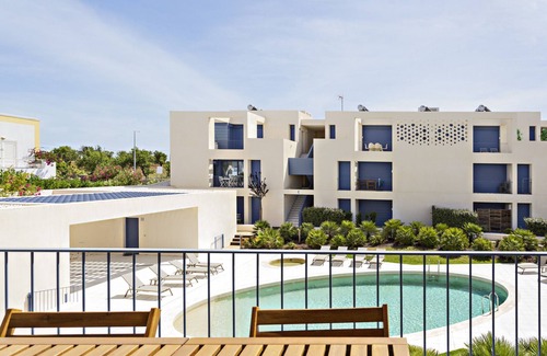Conceicao e Cabanas de Tavira Apartment | Ideal for families w/pool view