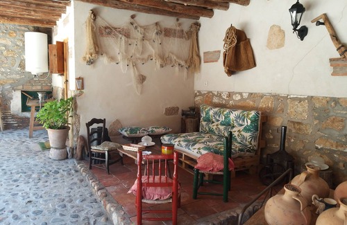 Valdeverdeja Cottage | Ideal for groups of friends and families who want to live a unique experience.