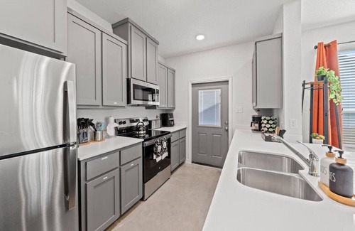 Temple House | Ideal for long-term stays-available for 14 days and Beyond.