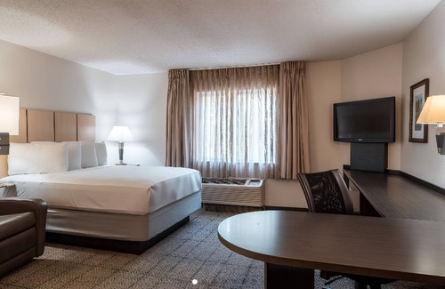 Fossil Creek Hotel | Ideal for Nature Lovers! 2 Pet-friendly Units, Near Fort Worth Botanic Garden!