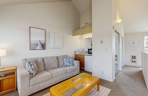 Historic Bayfront Condo | Ideal getaway on the water with private balcony, cozy layout, and free WiFi