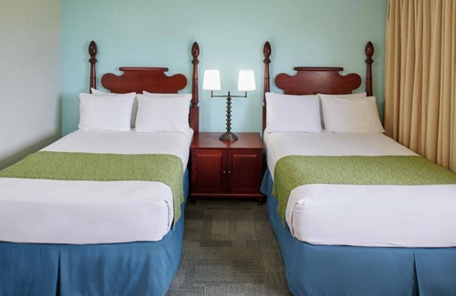 Kahului House | Ideal Hawaii Vacation! 2 Lovely Garden View Units, Pool