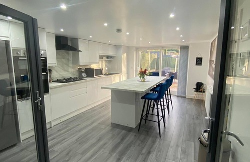 Baxenden House | Ideal Home Away in Accrington