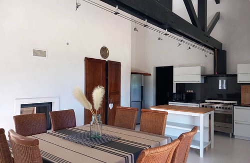Mendionde House | Ideal house in Mendionde for 8, with large garden and modern amenities