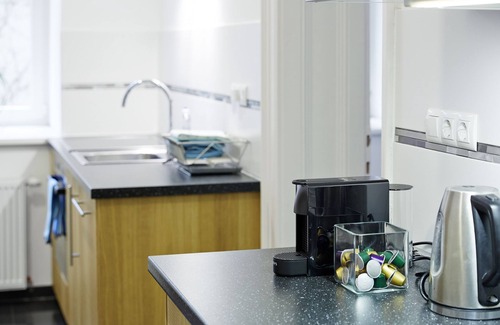 Rudolfsheim-Funfhaus Apartment | Ideal location for sightseeing, shopping, music, culture! Free Wi-Fi!