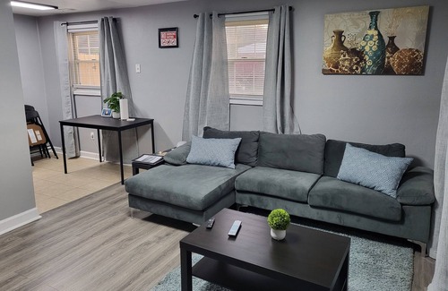 Hampton House | Ideal location in Hampton coliseum area