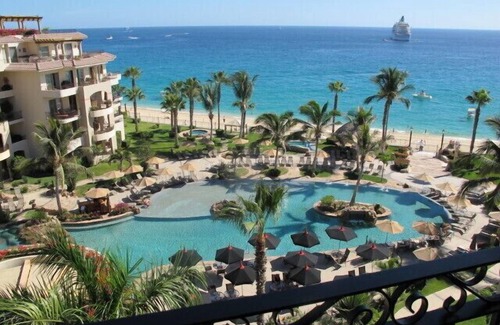 Los Cabos Condo | IDEAL Location on Medano Beach, fantastic view! Walking distance to everything, swim-up bar, acce.