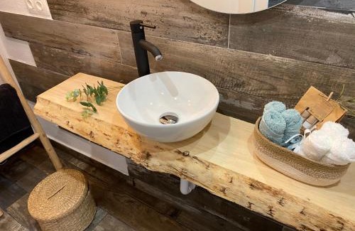Llanca Apartment | Ideal parelles aptm amb encant estil Mediterrani i tranquil a Llançà