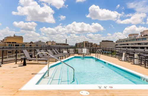 Foggy Bottom Apartment | Ideal Studio at The Boathouse Apts Near Shops Etc