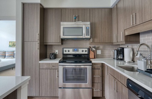 Waltham Apartment | Ideal Waltham 2BR w/Gym & W/D, near Restaurants, by Blueground