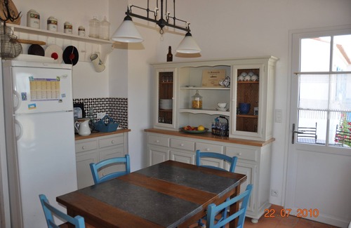 Barbatre House | Ideally located, contemporary house on the dune and sea view