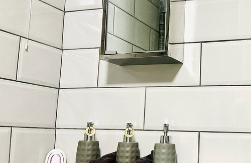 Torquay Apartment | Ideally located to explore the best of Torquay