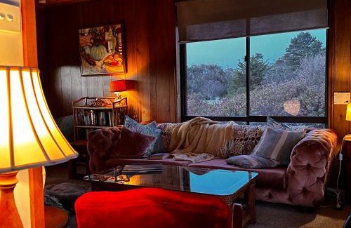 Dolphin Sands House | IdleWild - Secluded Absolute Beachfront Escape