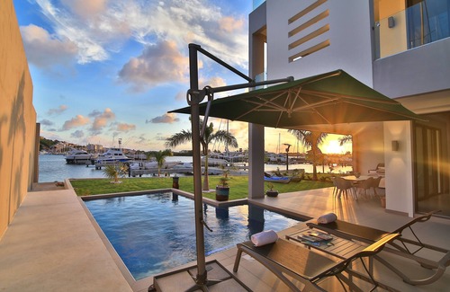 Cole Bay Apartment | Idyllic apartment of 160m², breathtaking views of the Simpson Bay lagoon