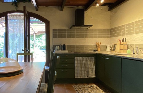 Sobrestany House | Idyllic barn with garden, pool, and free high speed Wi-Fi.