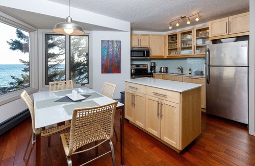Tofte Condo | Idyllic Lake Superior Lodging on the North Shore of MN. Jaw dropping!