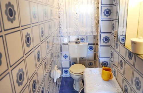 Cassano Valcuvia Apartment | Idyllic located 3½-room apartment with 2 bathrooms, garden and balcony