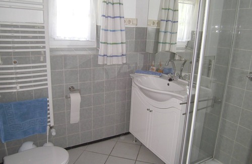 Osterhever Apartment | Idyllic vacation apartment under Reeth in a quiet location with garden