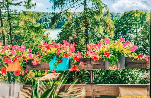 Stawiguda Apartment | Idyllic vacation apartment with pretty garden.