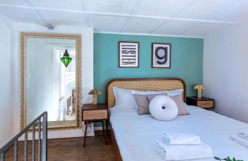 Rione II Trevi Apartment | iFlat Modern flat a few steps from the Trevi Fountain
