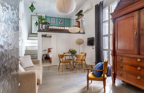 Rione II Trevi Apartment | iFlat Modern flat a few steps from the Trevi Fountain