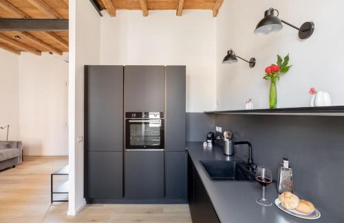 Rione XIV Borgo Apartment | iFlat Peaceful & Charming Hideaway near Vatican
