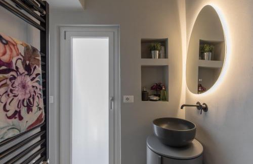 Rione XIV Borgo Apartment | iFlat Peaceful & Charming Hideaway near Vatican