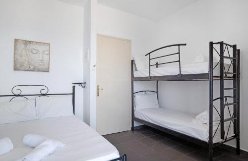 Pidima Kyras Apartment | Iguana studio 10
