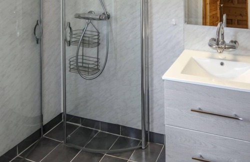 Brekke House | Ikjefjord by Interhome