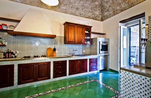 Amalfi Villa | "Il Amalfi" in Amalfi 8 To 12 Beds 16-24 Guests Pool-LUXURY VILLAS ZILIC RENTALS