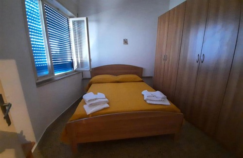 Torre di Faro Apartment | Il Balcone sul Lago
