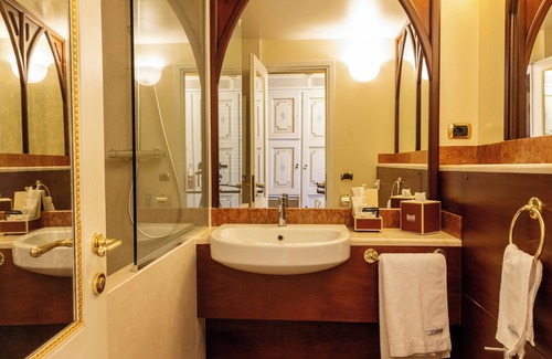 Cervesina Hotel | Il castello di San Gaudenzio