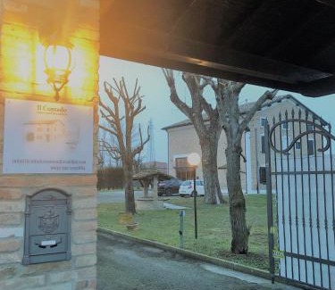 San Cesario sul Panaro Bed & Breakfast | Il Contado -room and breakfast-