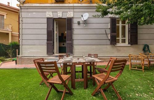 Cagliari Apartment | Il Giardino Apartment- Between Beach and City Center Cagliari