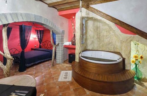 Tragliatella House | Il Giardino dei Flintstones B&B