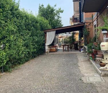 Villanova House | Il Giglio Viola