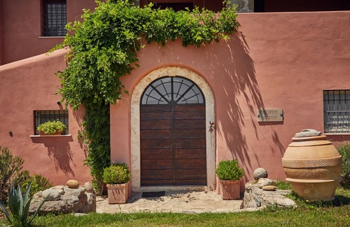 Viterbo Villa | IL GRANAIO - Restored Ancient Farmhouse in the olive groves