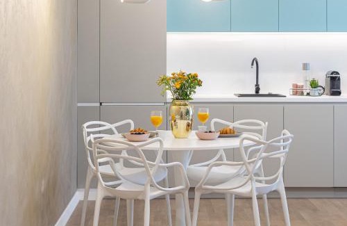Pipera Apartment | Il Lago - Turquoise - Cozy Luxurious Smart Home By The Lake