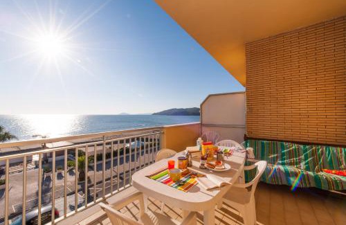 Minturno Apartment | Il Mare In Giardino